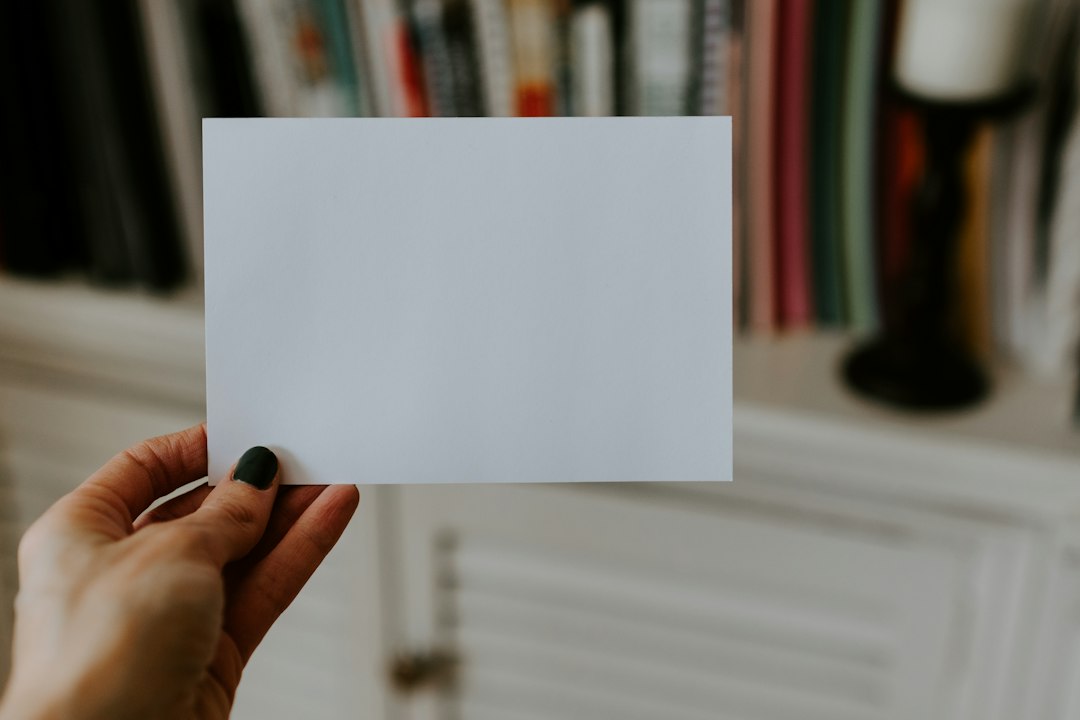 Hojas blancas de papel para impresión